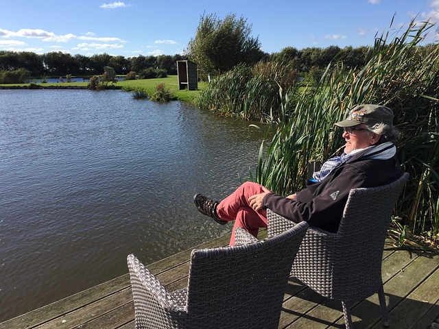 在赛场上充 在赛场上充